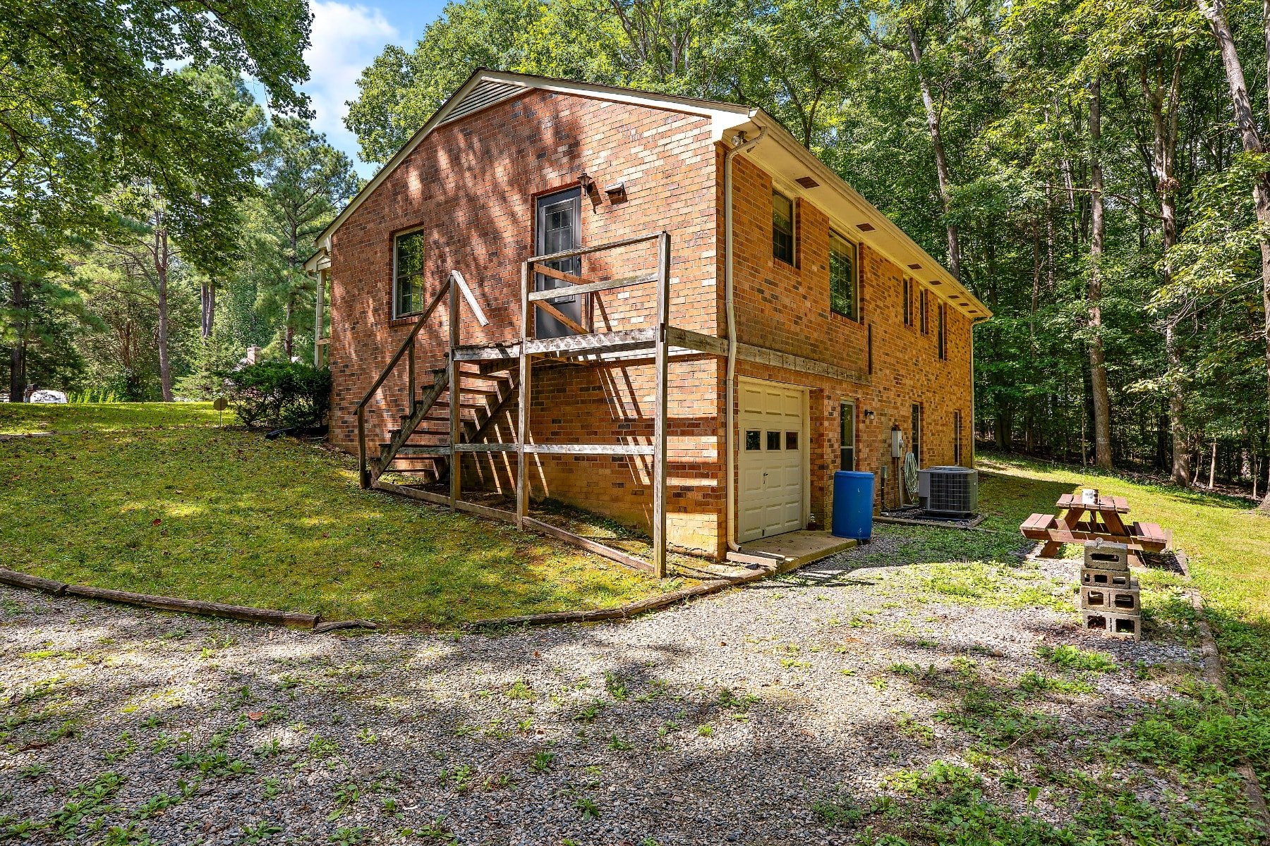 10149 Clearwood Road