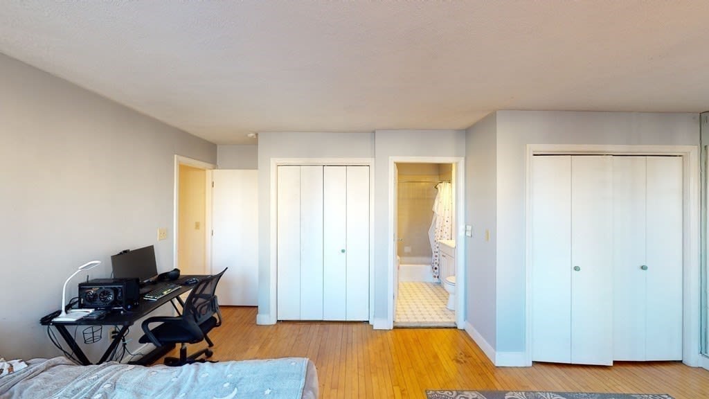 100 Riverway #3