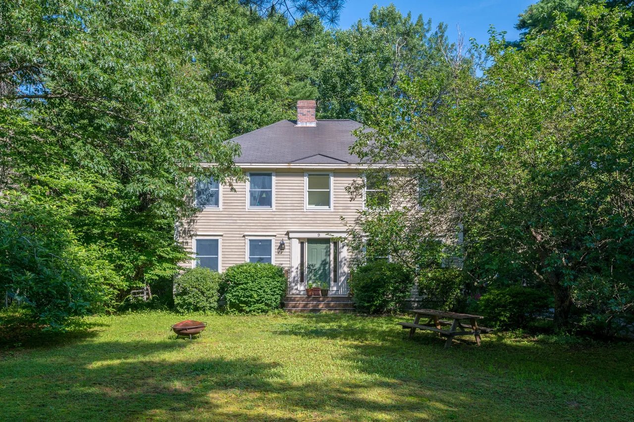 New Listing! 9 Norton Farm Road, Freeport, Maine – $490,000