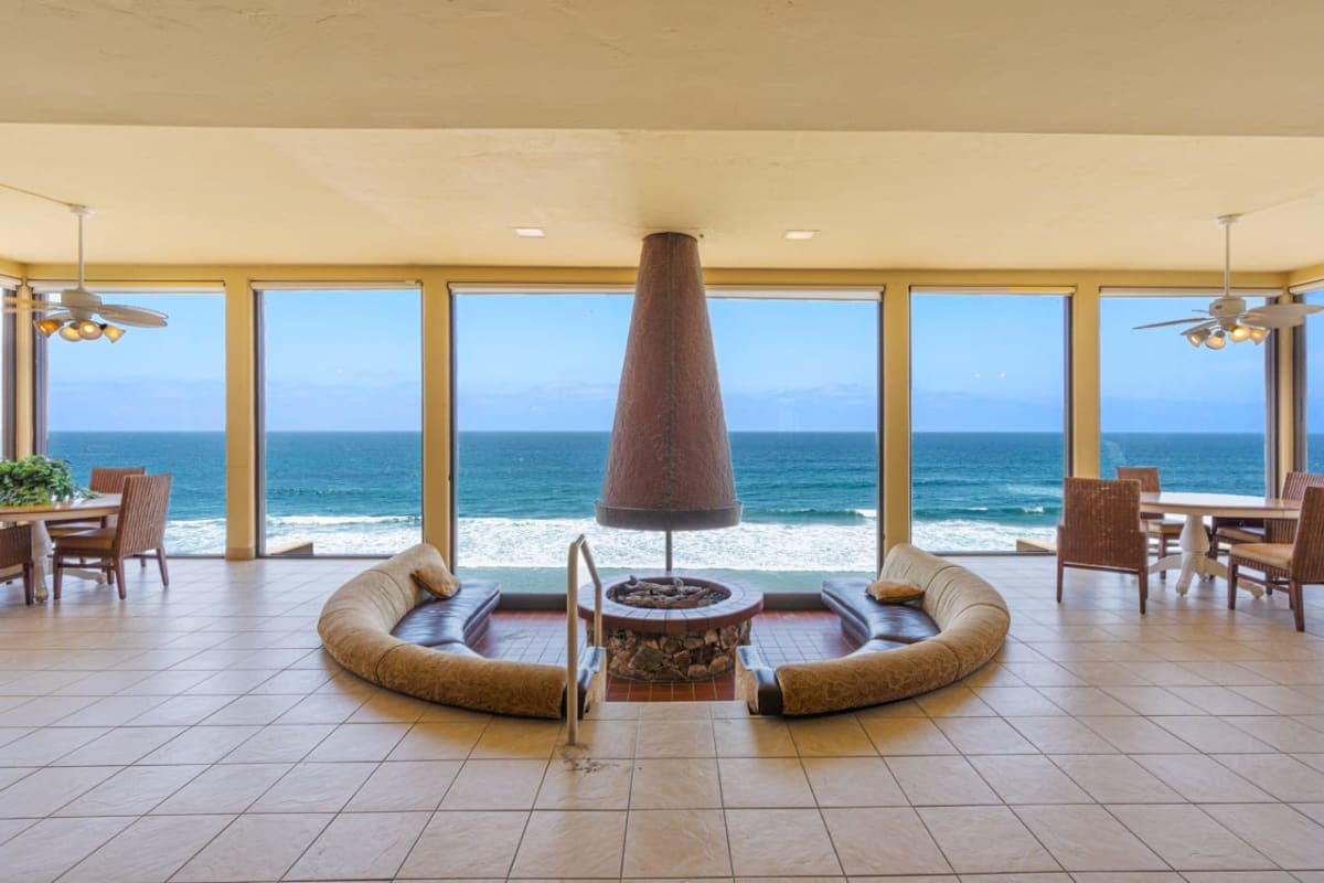 769 Ocean Surf Dr
