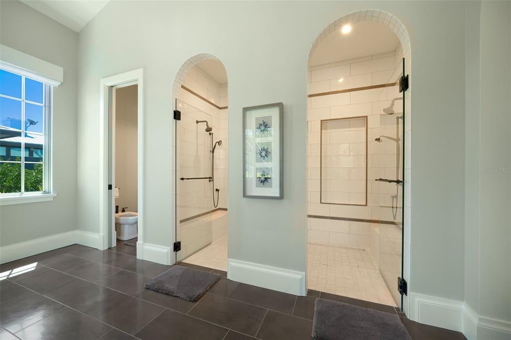 100 Beach Ave, Anna Maria