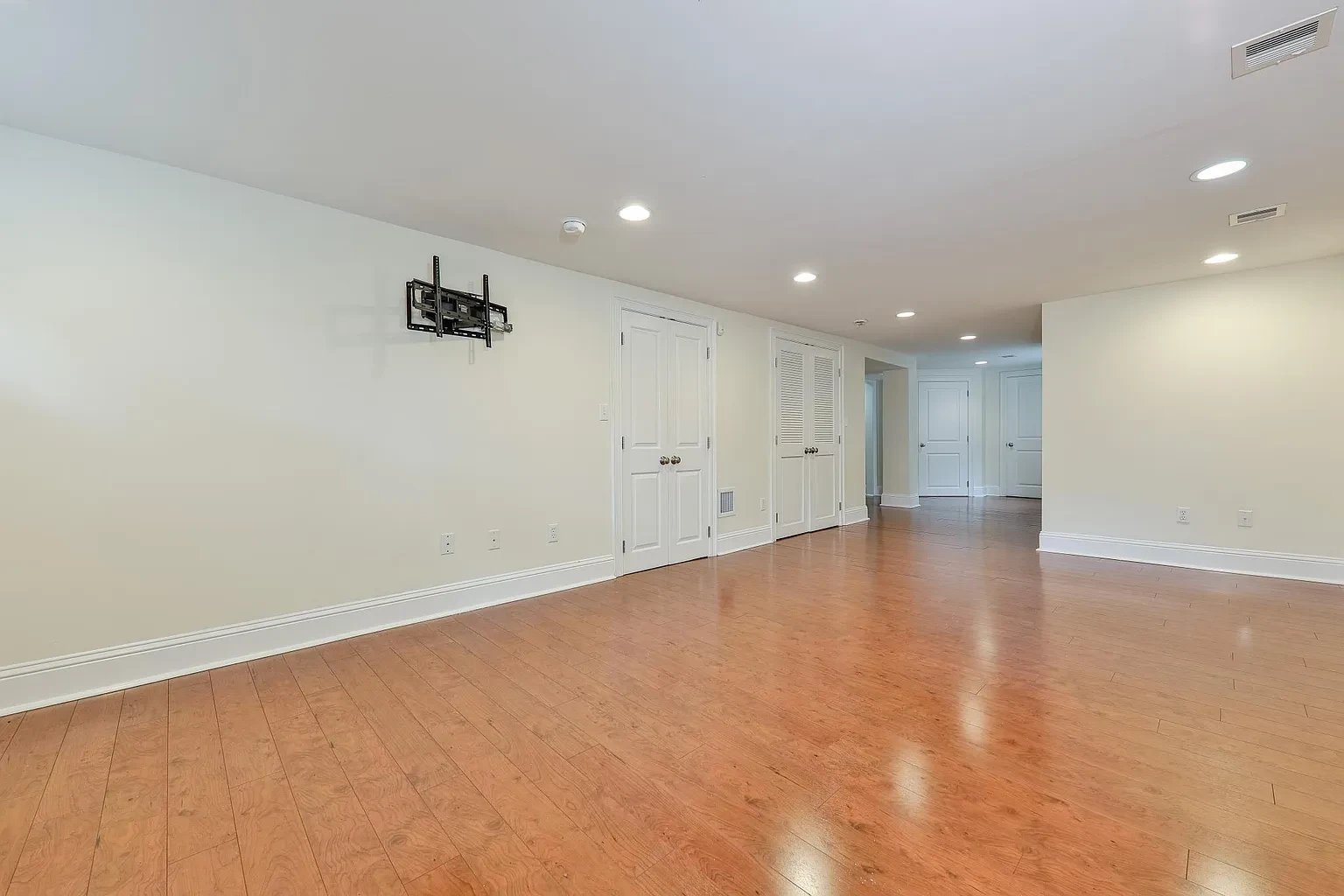 50 Marine Rd #1