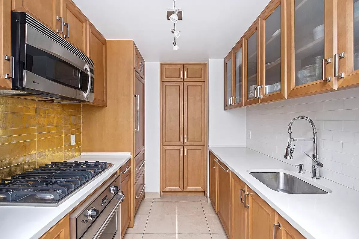 205 East 85th Street Unit 11H