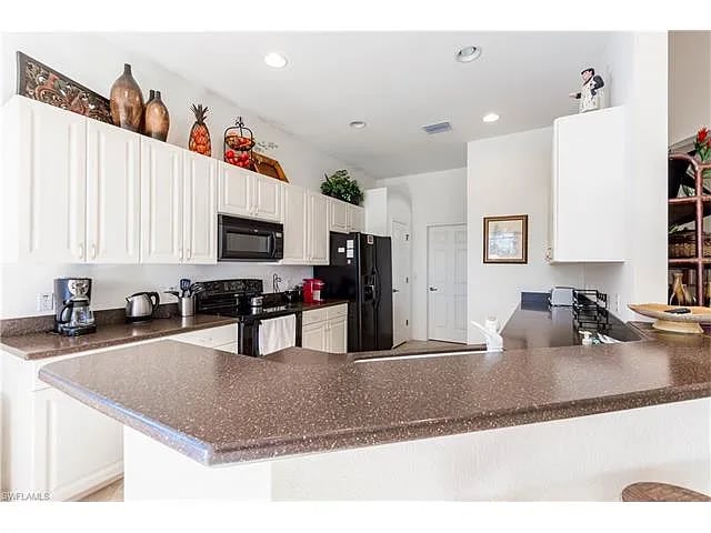 3830 Lakeview Isle Ct