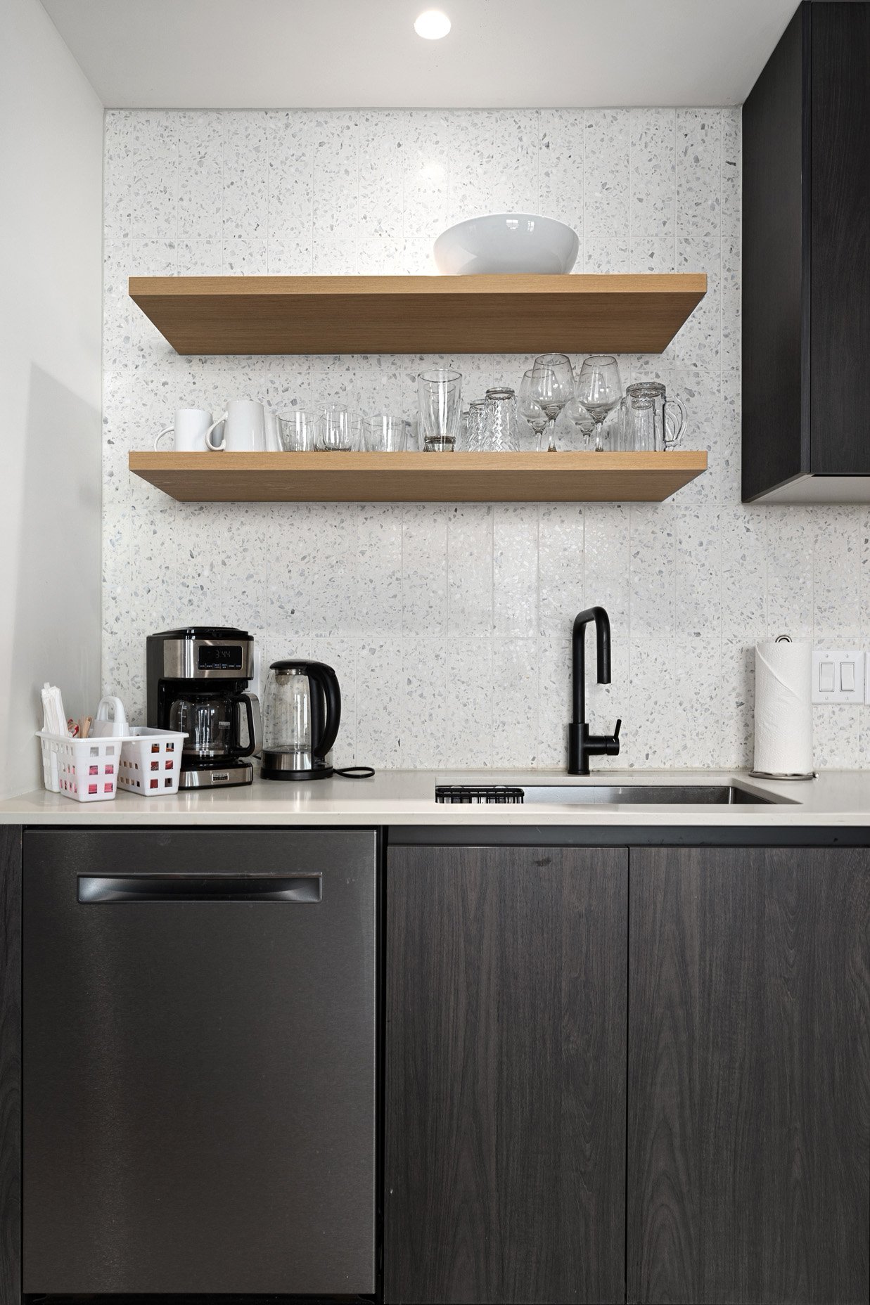 48 East Avenue #2204
