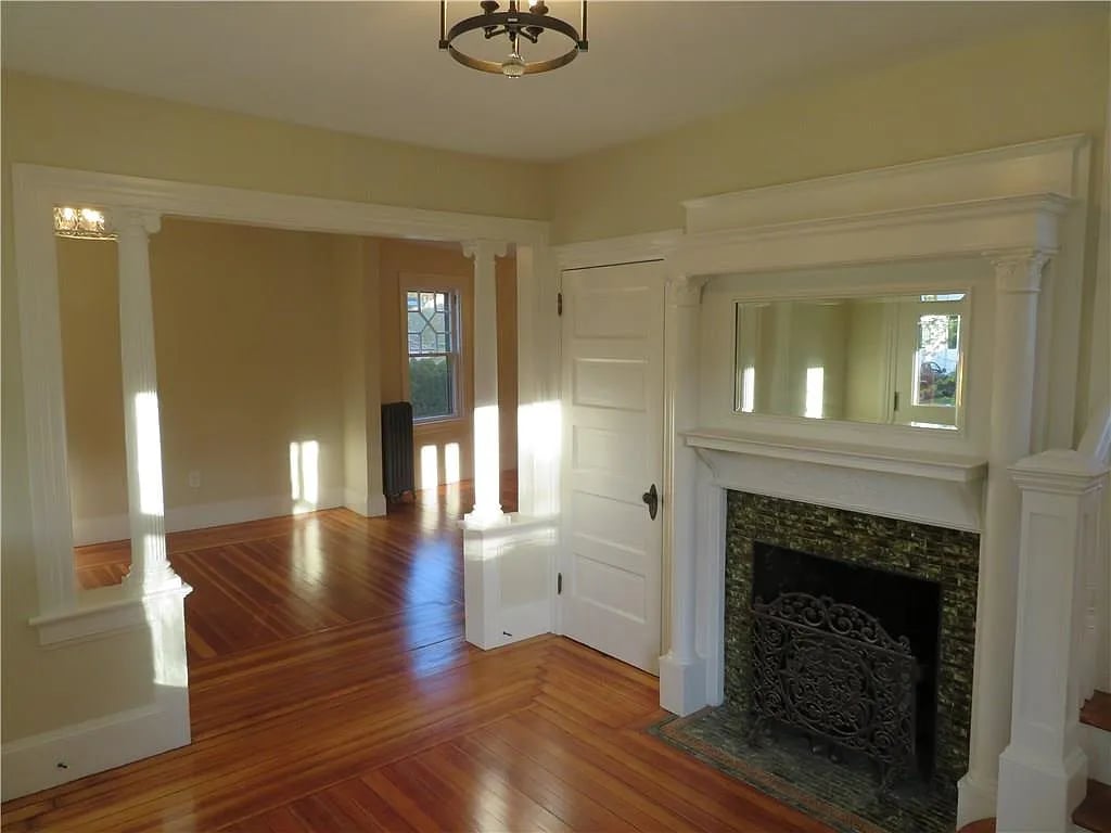 56 Chiswick Rd