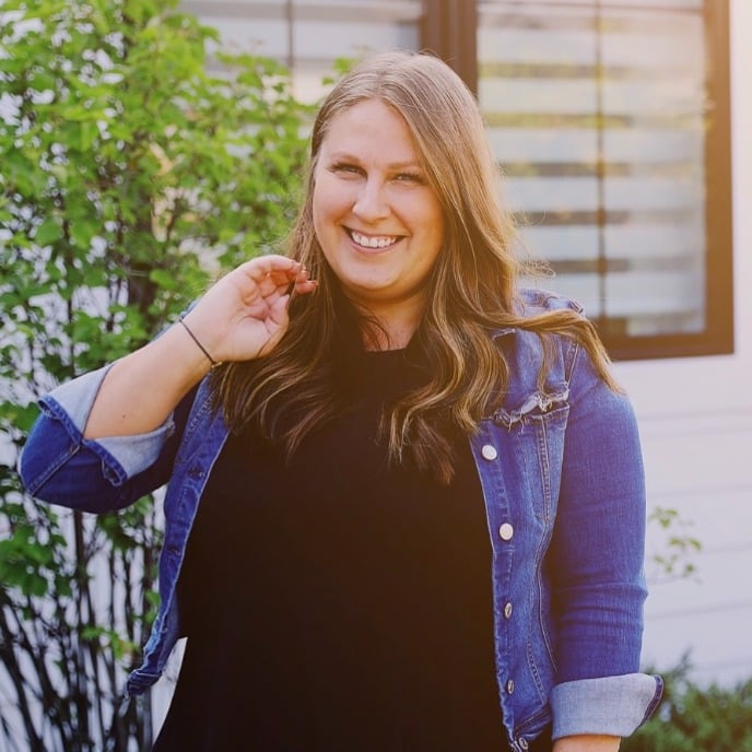 Jess Bogenschutz Wilmington, NC Real Estate Agent Headshot