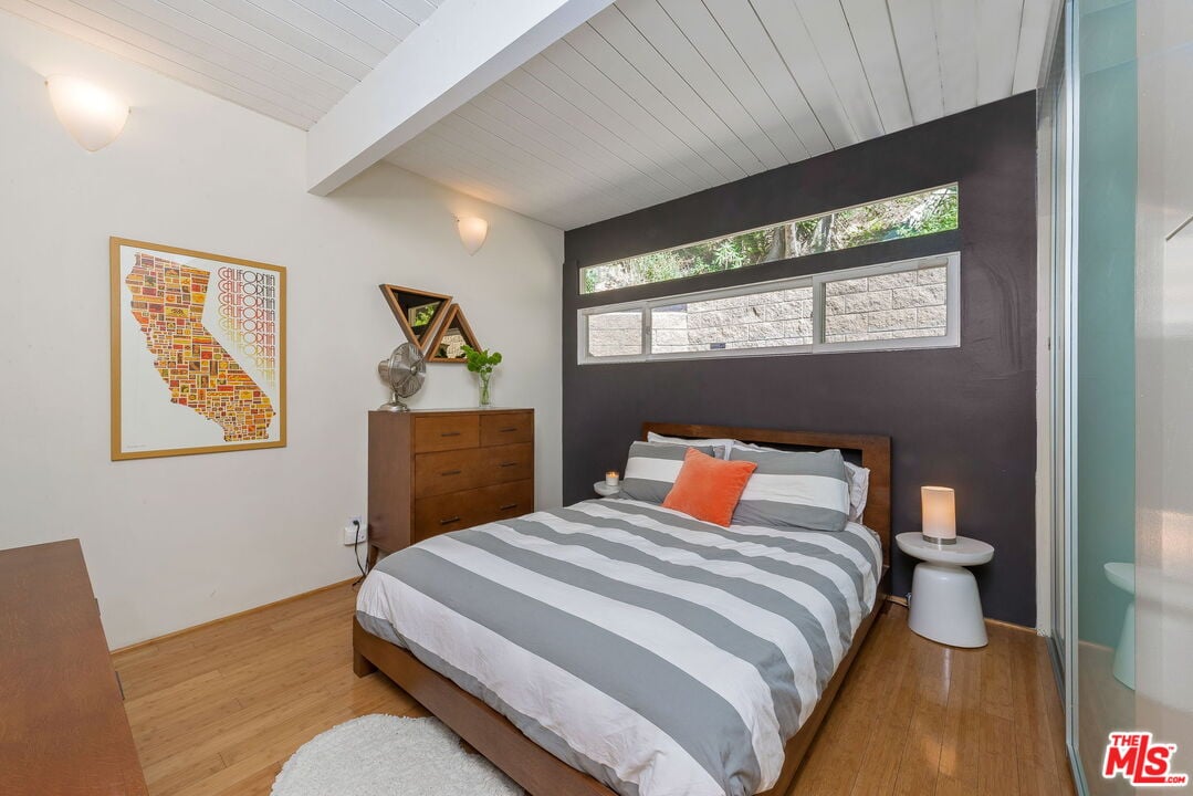 7979 Willow Glen Rd
