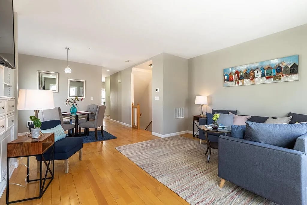 400 Cross St, #101