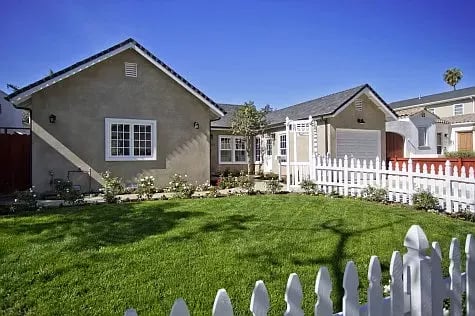 2341 Midvale Dr