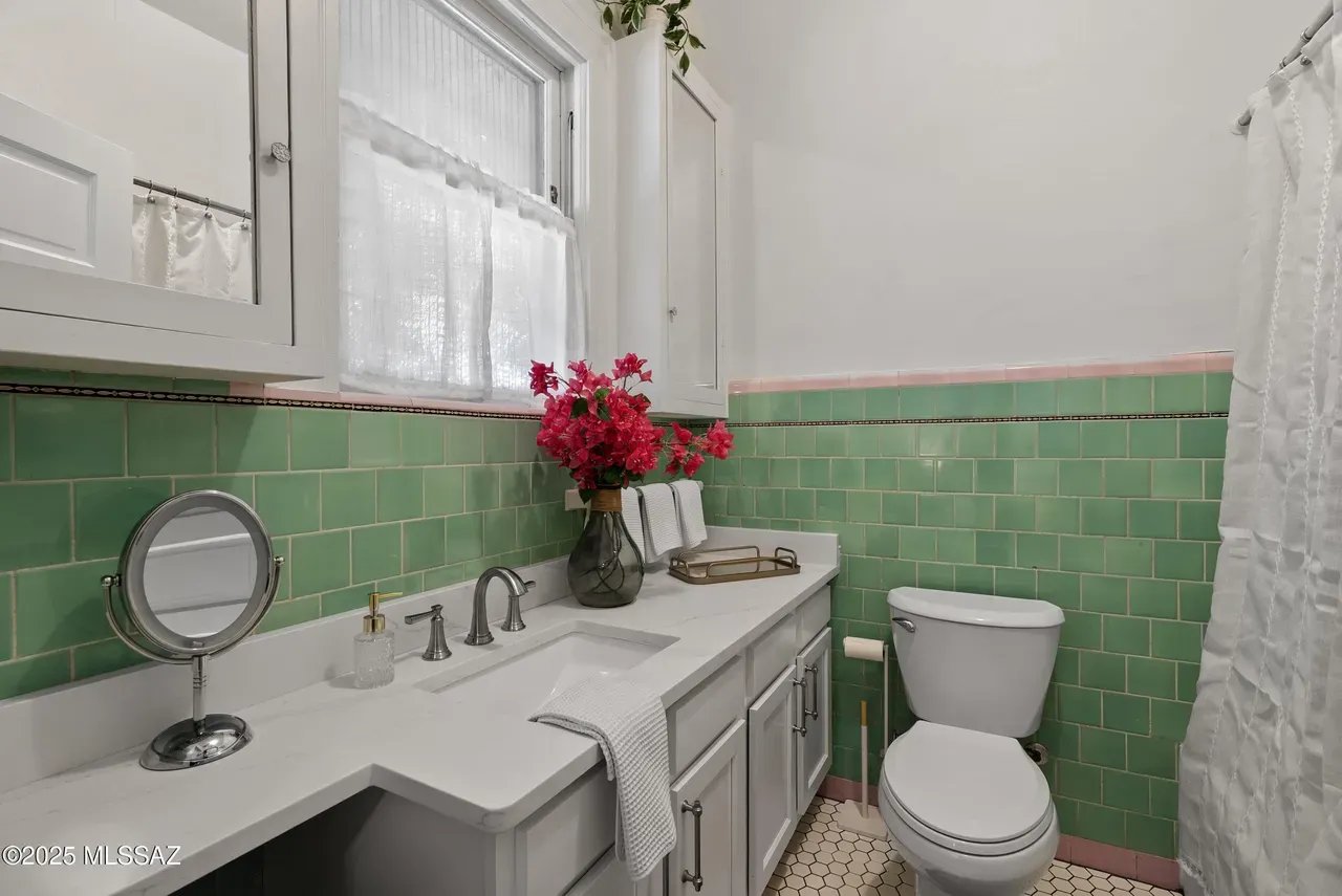 245 E University Blvd