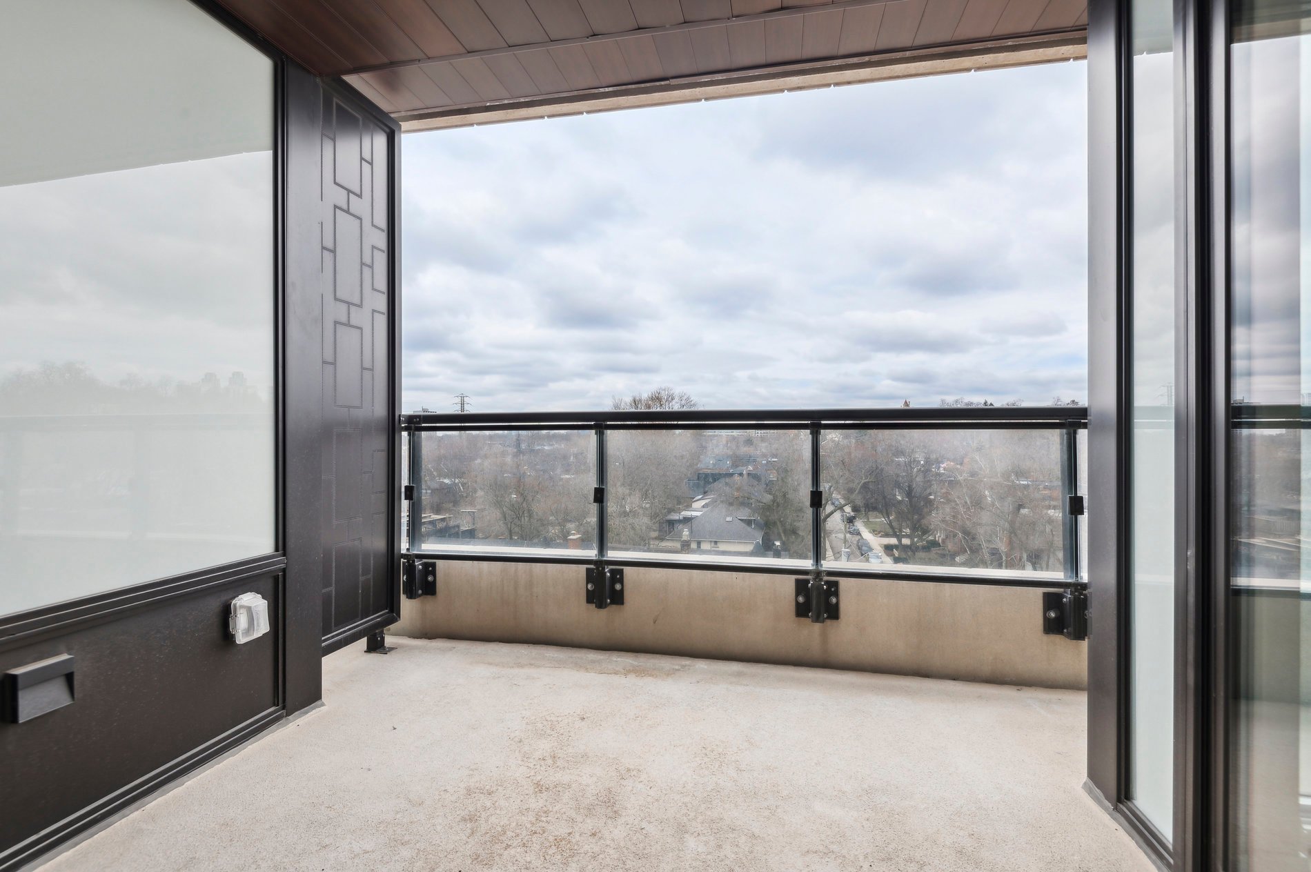 285 Avenue Road #601