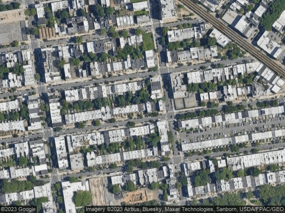933 Jefferson Ave
