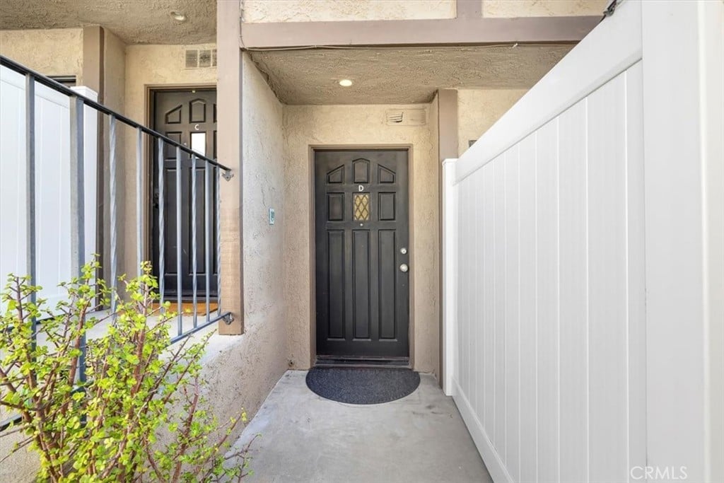 1140 Manhattan Beach Blvd #D