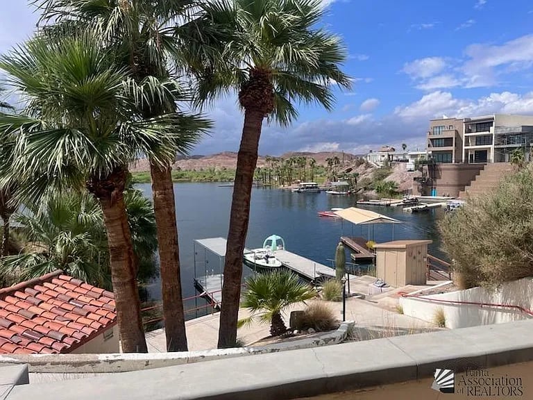 10519 N Martinez Lake Rd