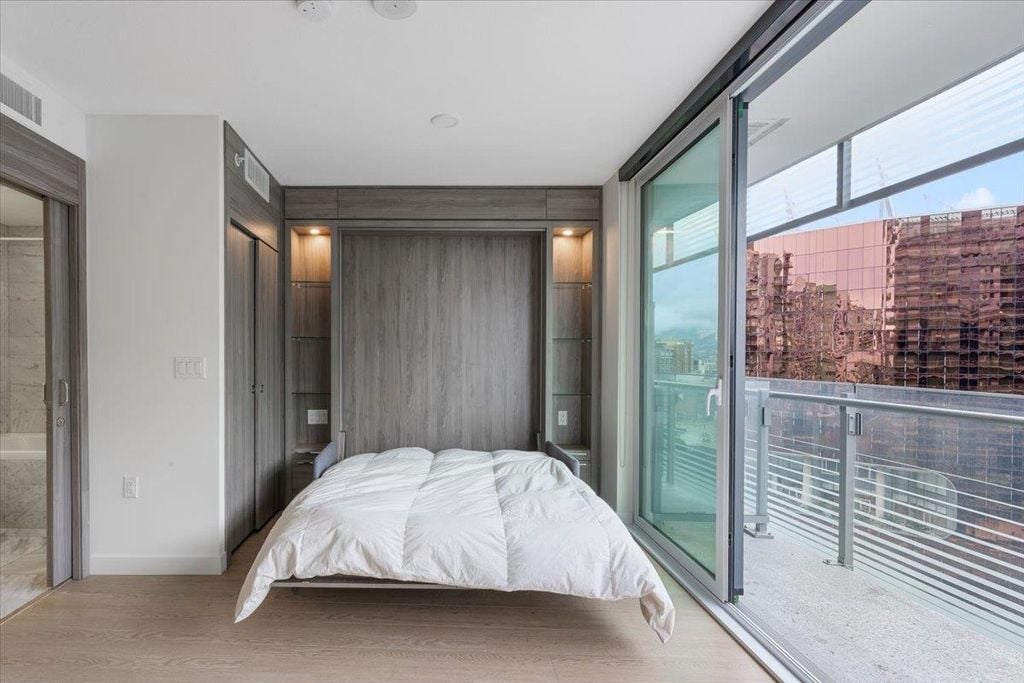 89 Nelson St, #1410