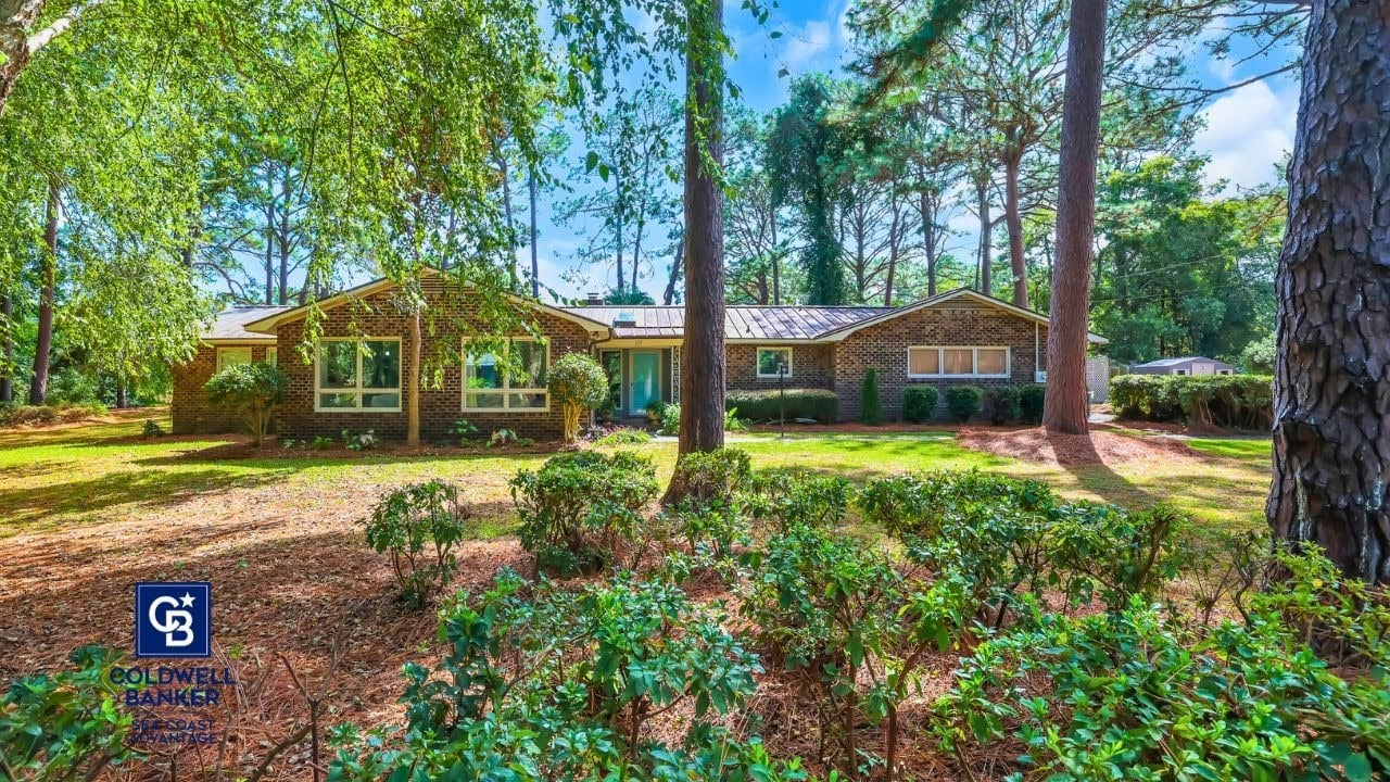 117 Blackwood Trail, Pawleys Island | Spacious Living on Three Combined Lots in Hagley Estates
