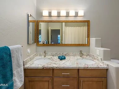 2272 ROADRUNNER Road, Sedona