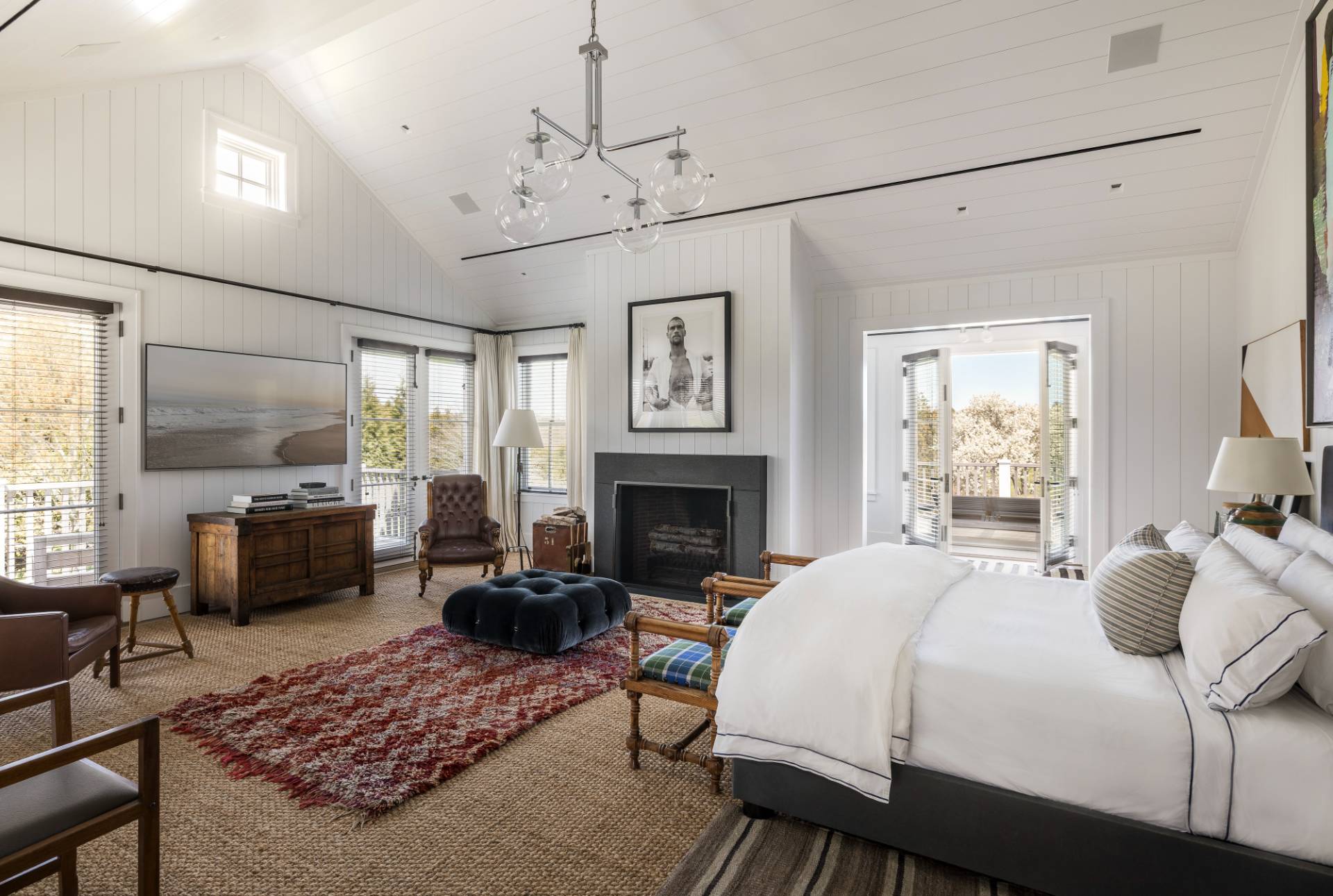 12 Two Trees Lane, Bridgehampton