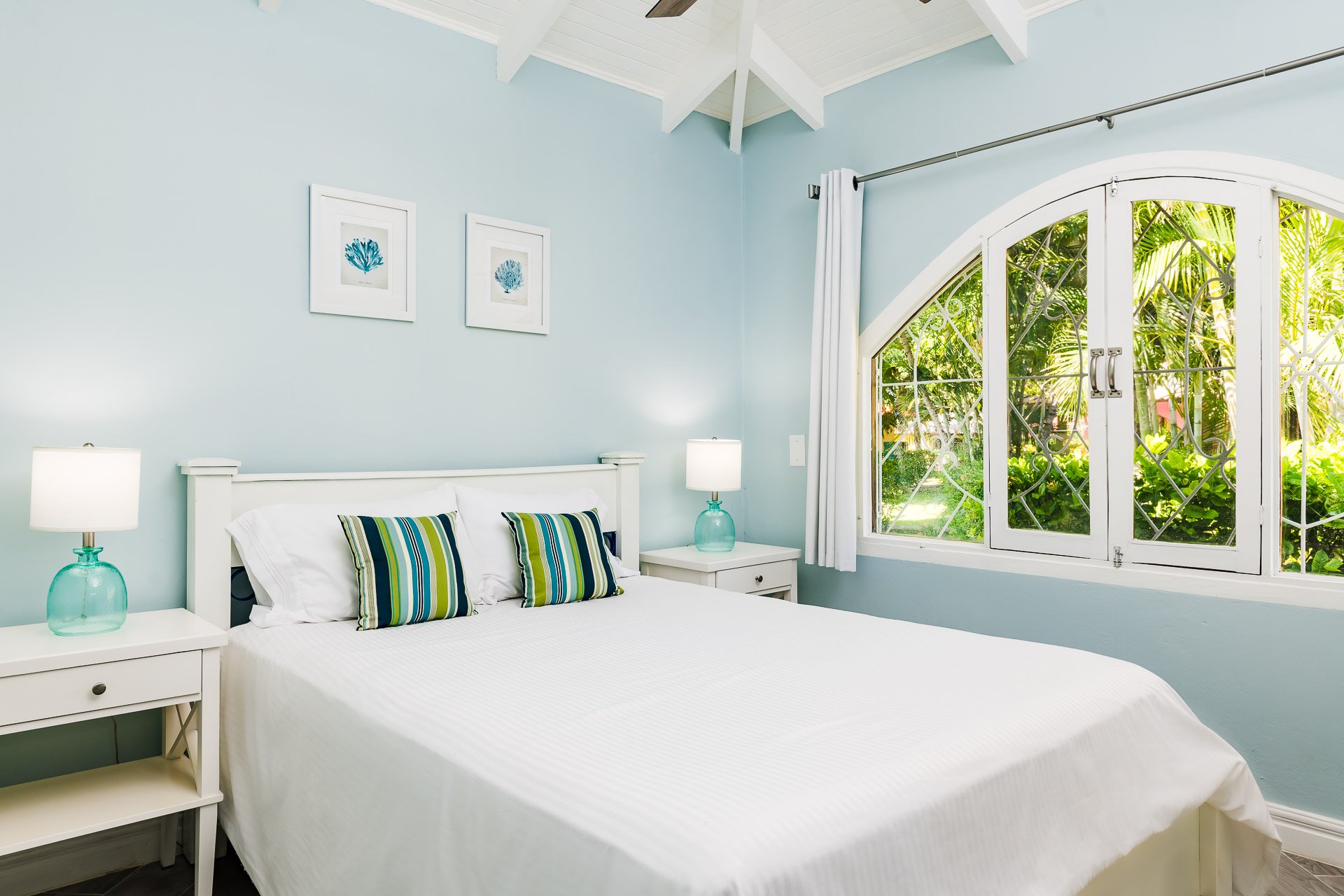 Casa Colibri Villaggio II – Unit 412B | Beautifully Remodeled Tropical Retreat in Potrero