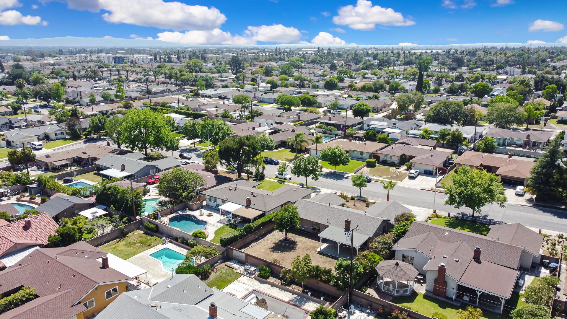 1146 N Soldano Road