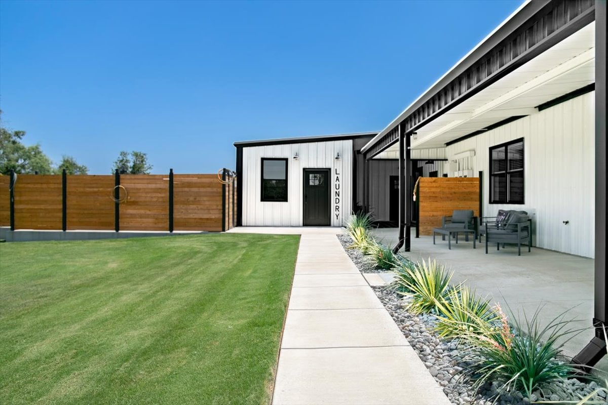 11- Unit Boutique Short Term Rental