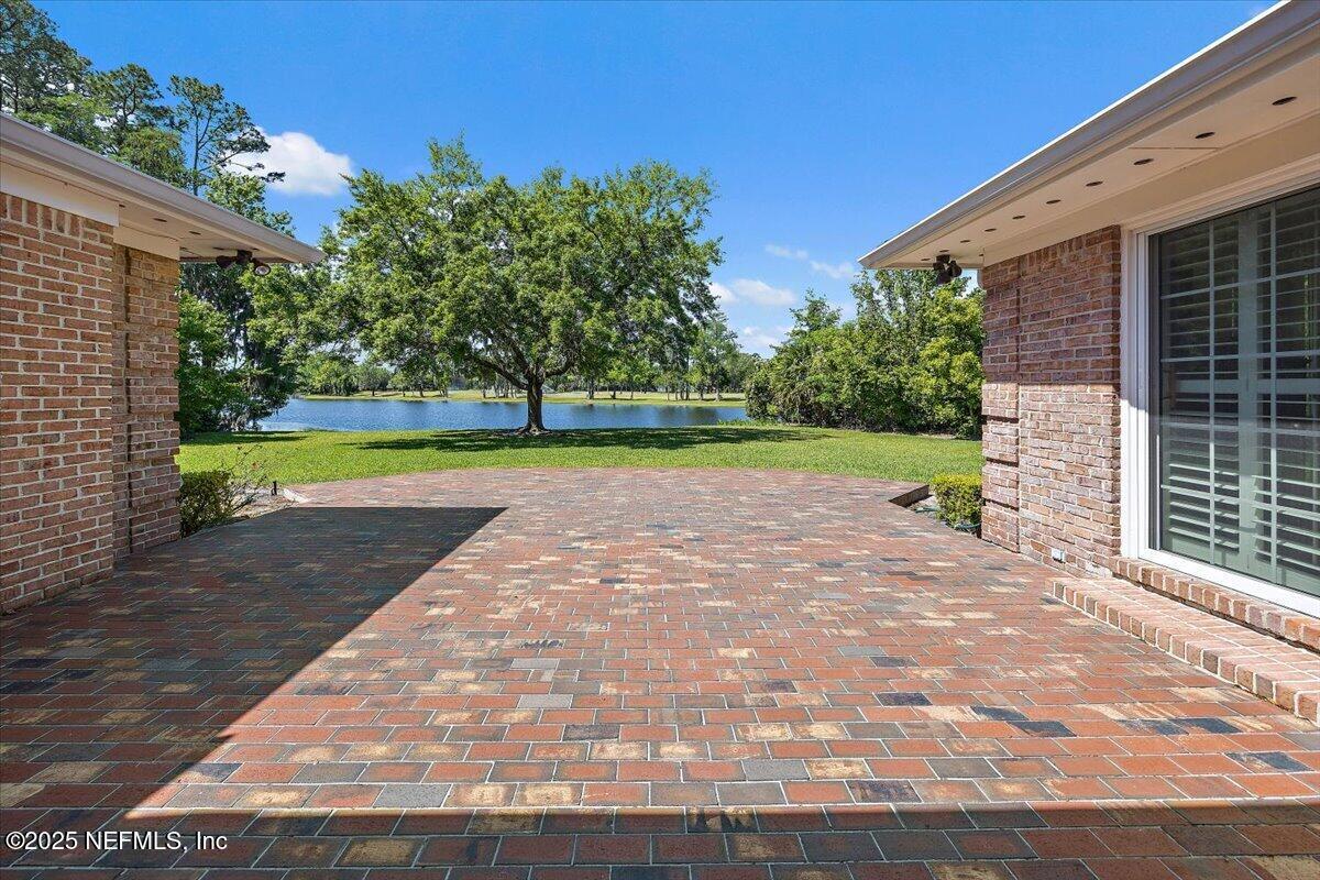 7812 Hunters Grove Rd