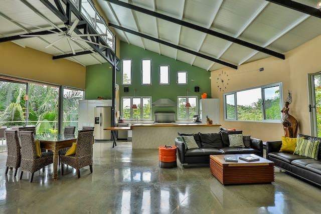 Industrial Design Home Workshop, Manuel Antonio, Puntarenas