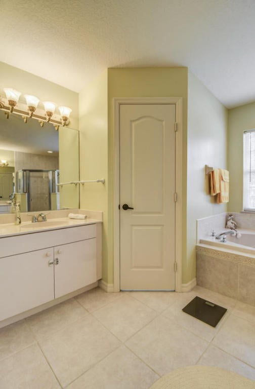 214 SW Fernleaf Trl