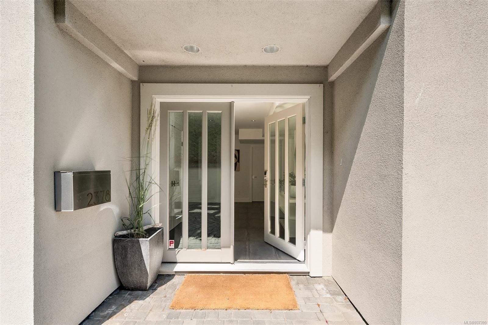 2378 Esplanade