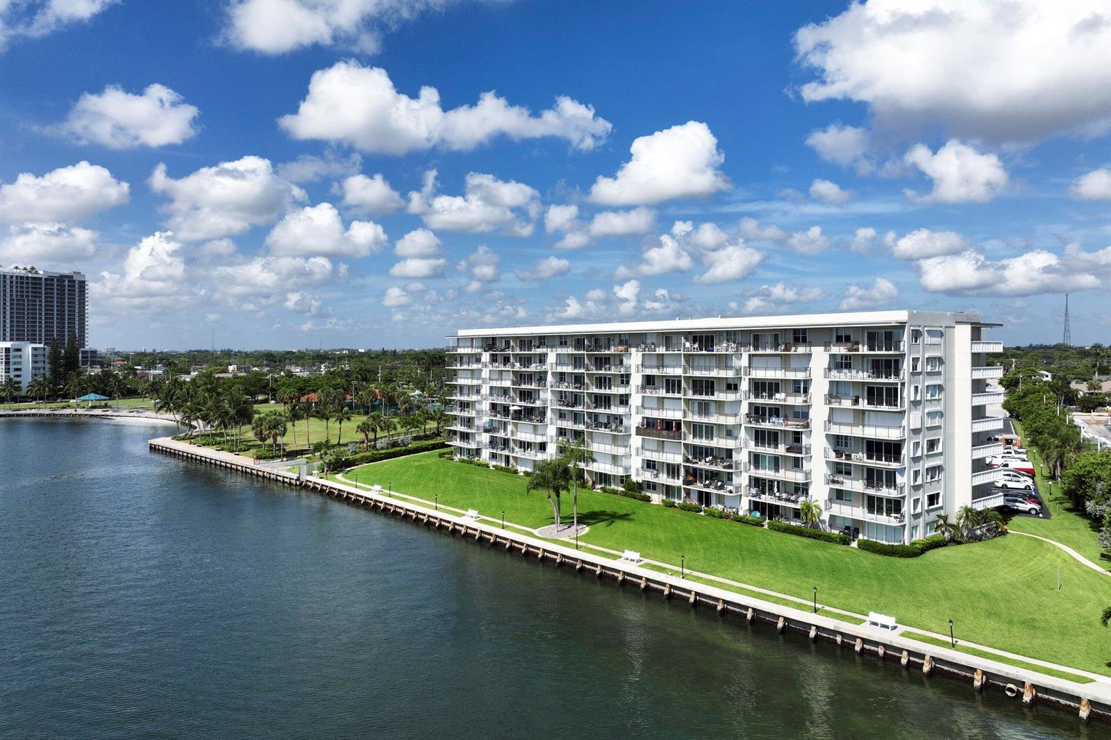801 Lake Shore Drive #817