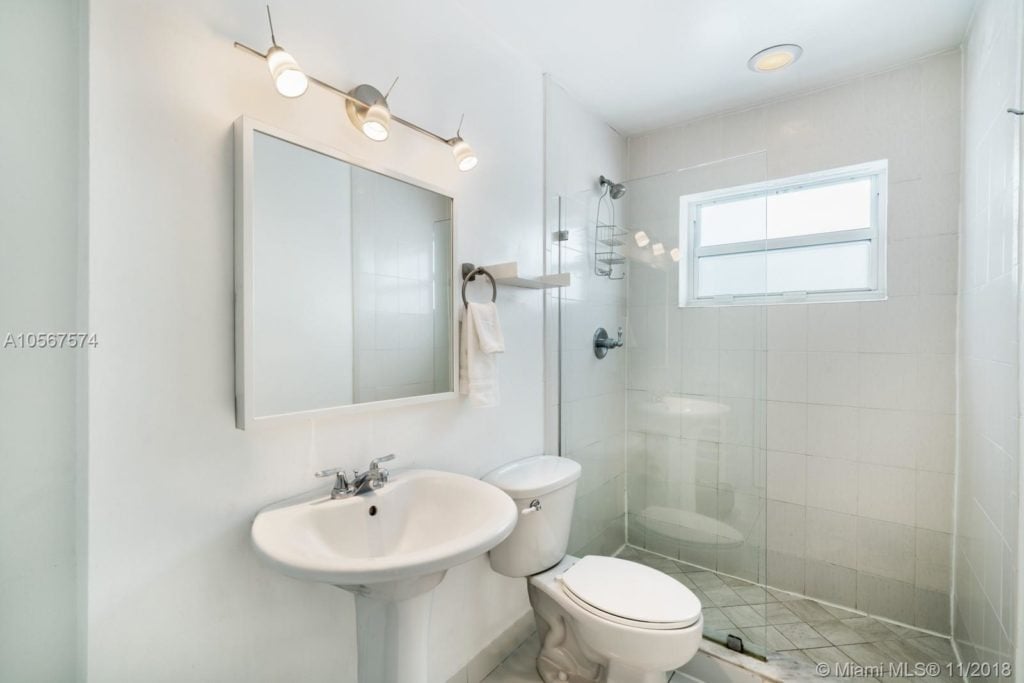 12 Unit Miami Beach Mid-century Building Sells at 751 Meridian by Luca Migliore