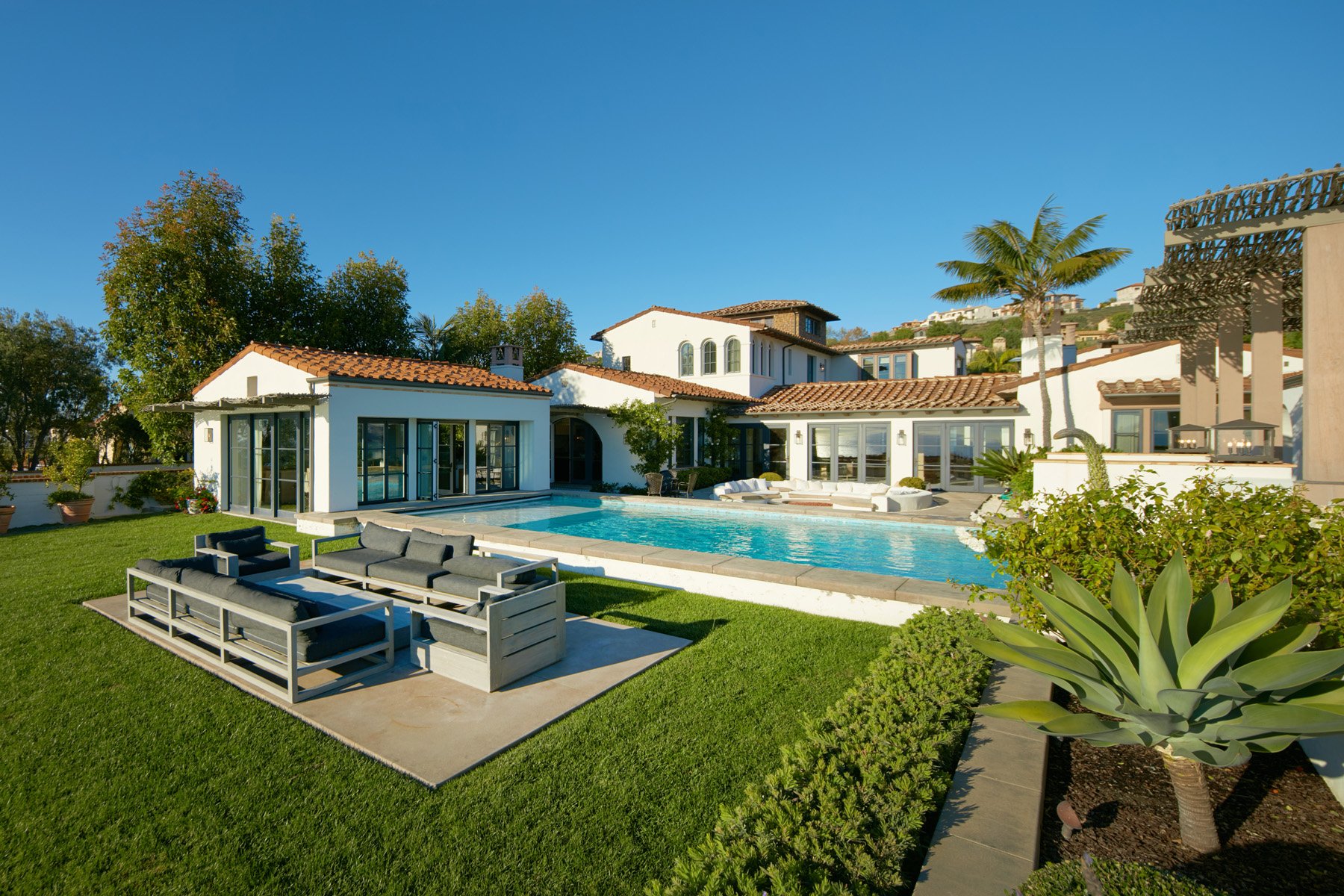 10 Shore Walk