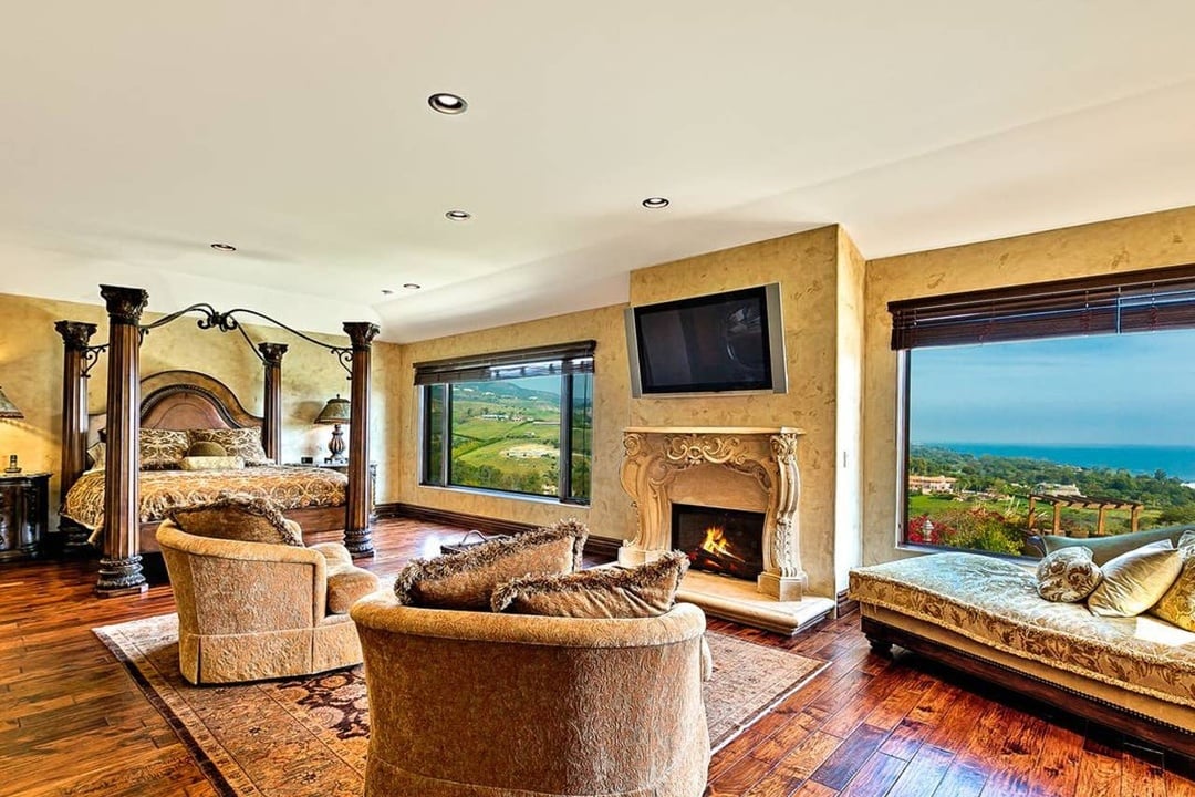 Cascade Villa