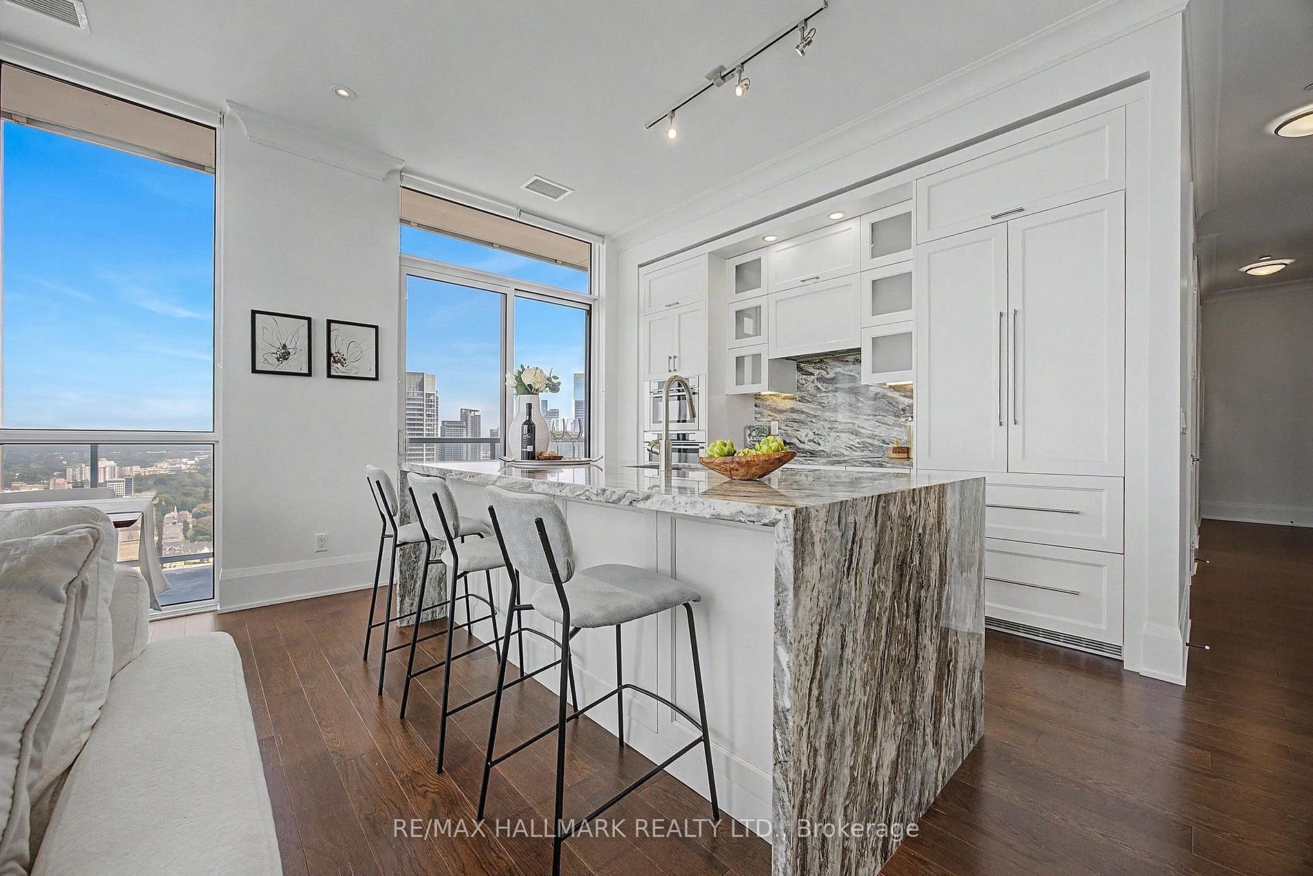 TRIDEL IN MIDTOWN
