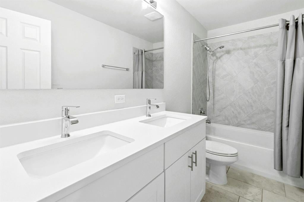 Move-In Ready Home in East Parke!