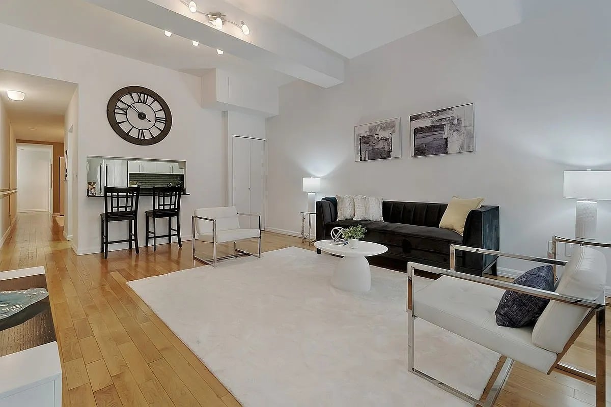 99 John St APT 425