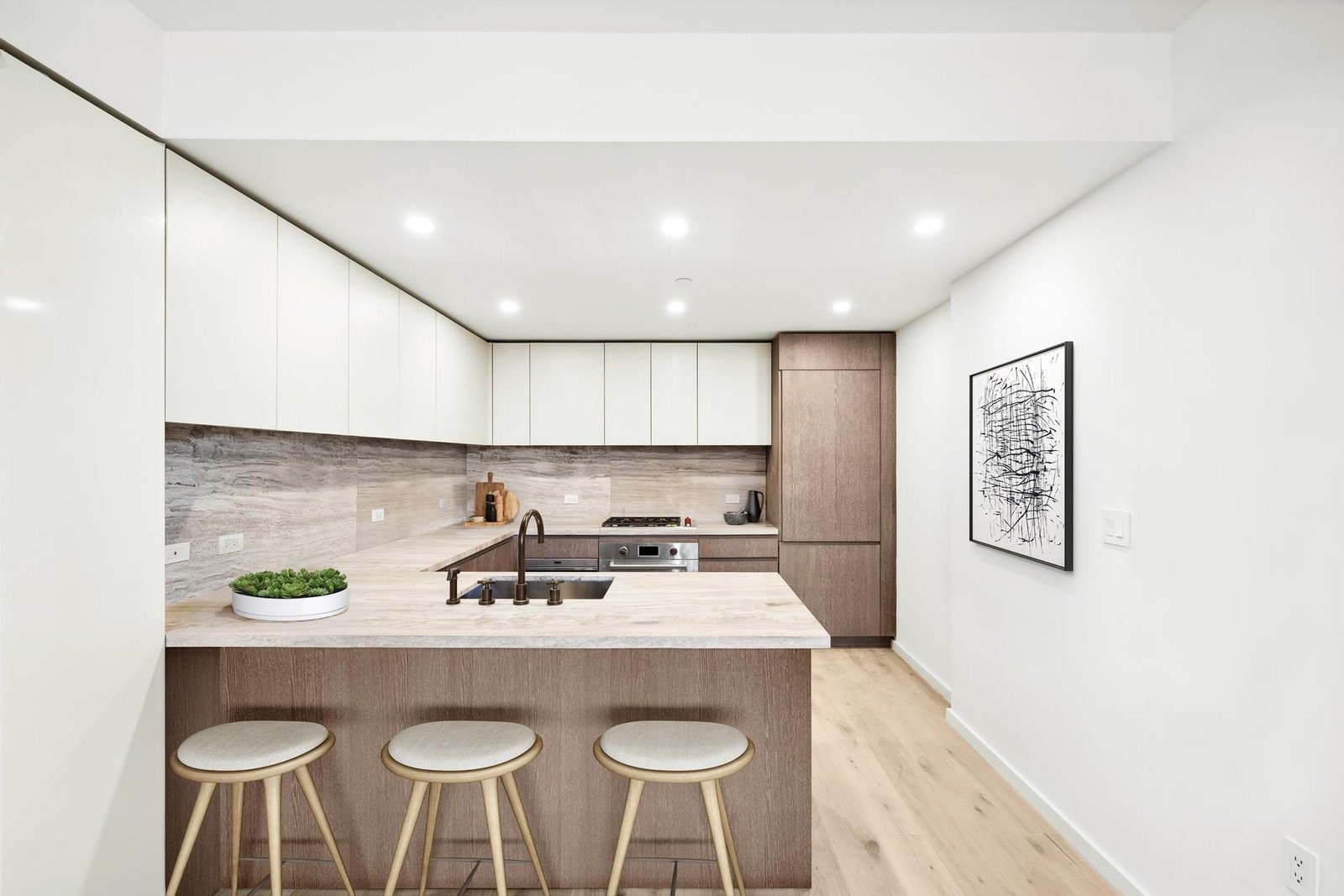 66 Clinton St, 2B, Lower East Side