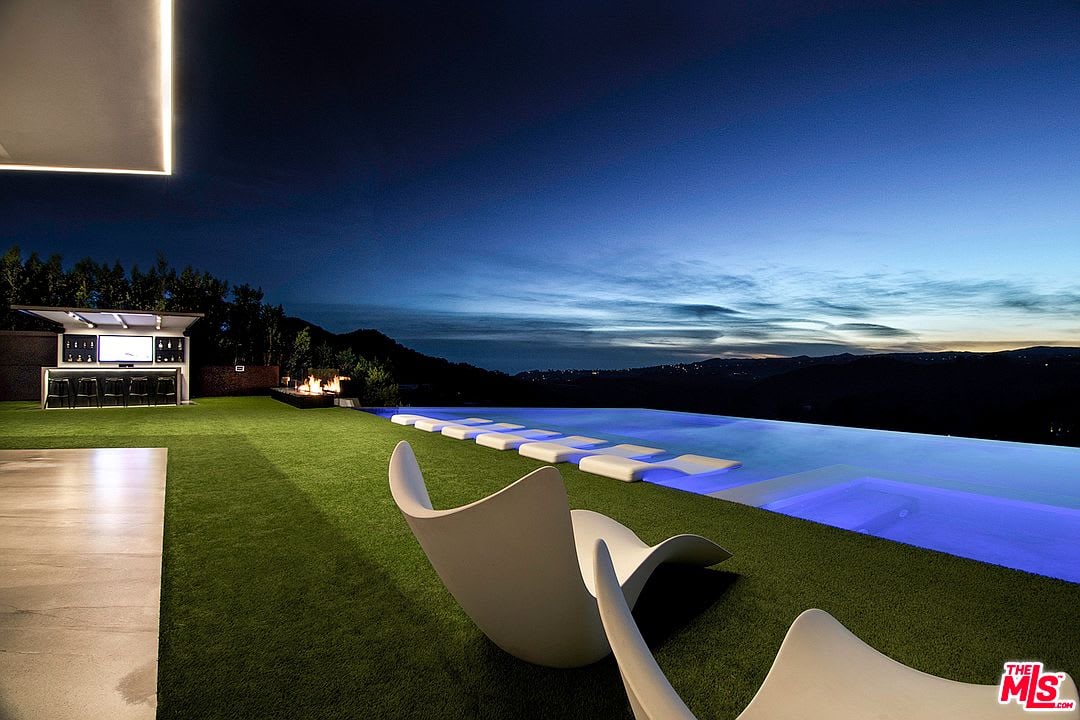 Aurora Palazzo