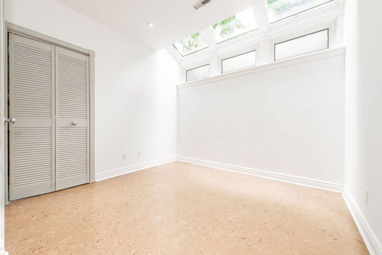 38 Earl Street, Toronto C08 Unit: Th11