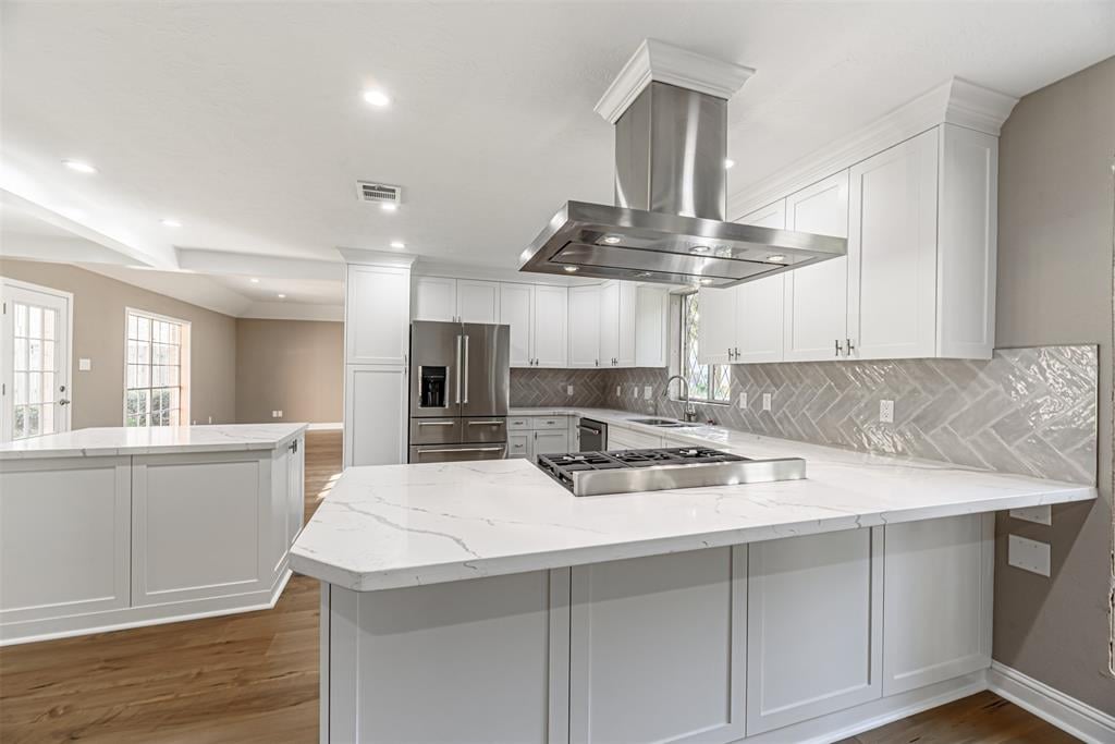 3503 Deerwood Ln