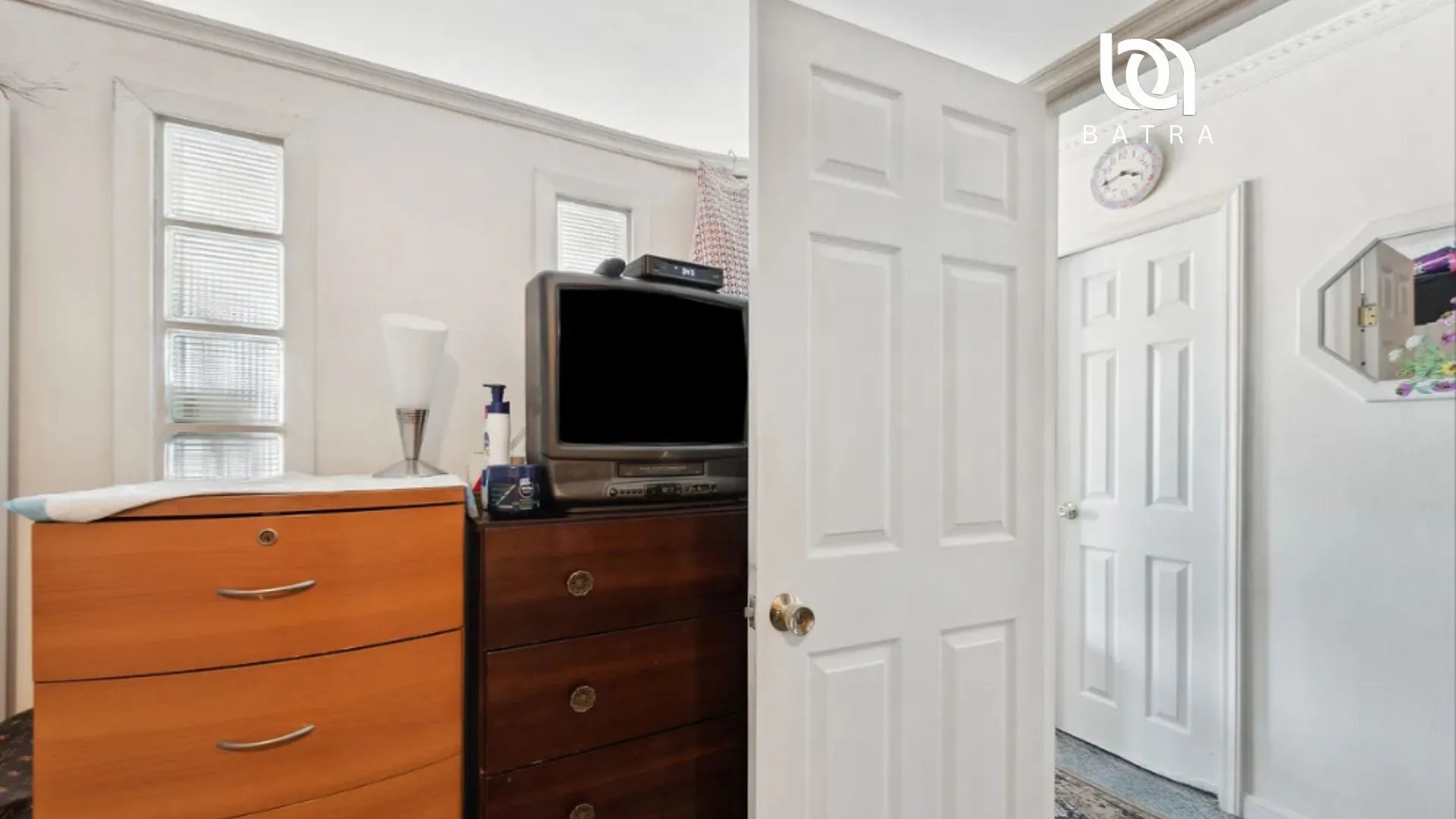 305 East 24th Street # 18K