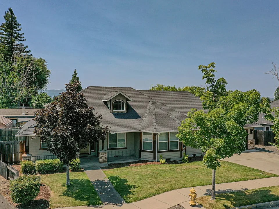 1494 SW David Dr