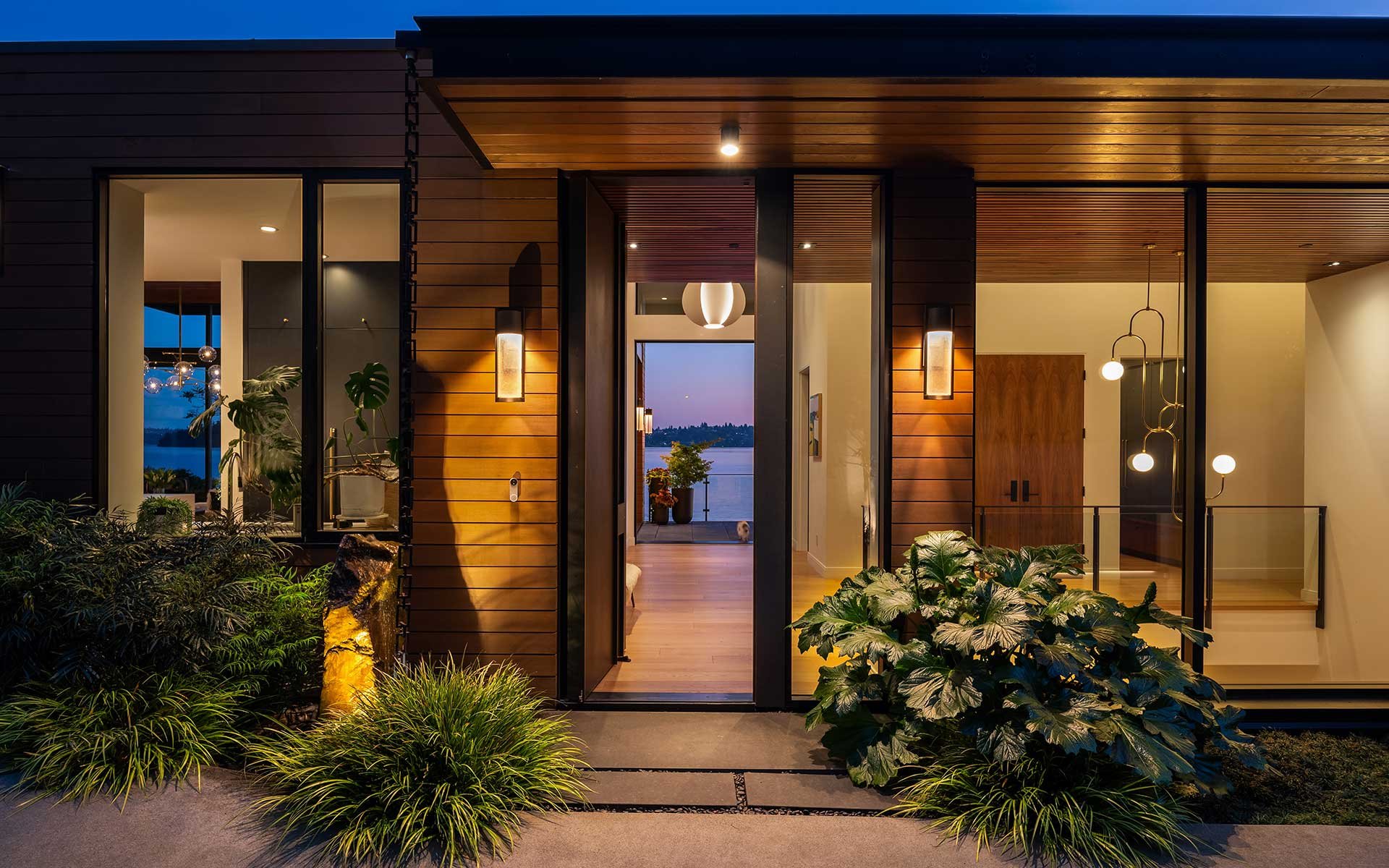 An Extraordinary Expression of Modern Waterfront Living on Mercer Island