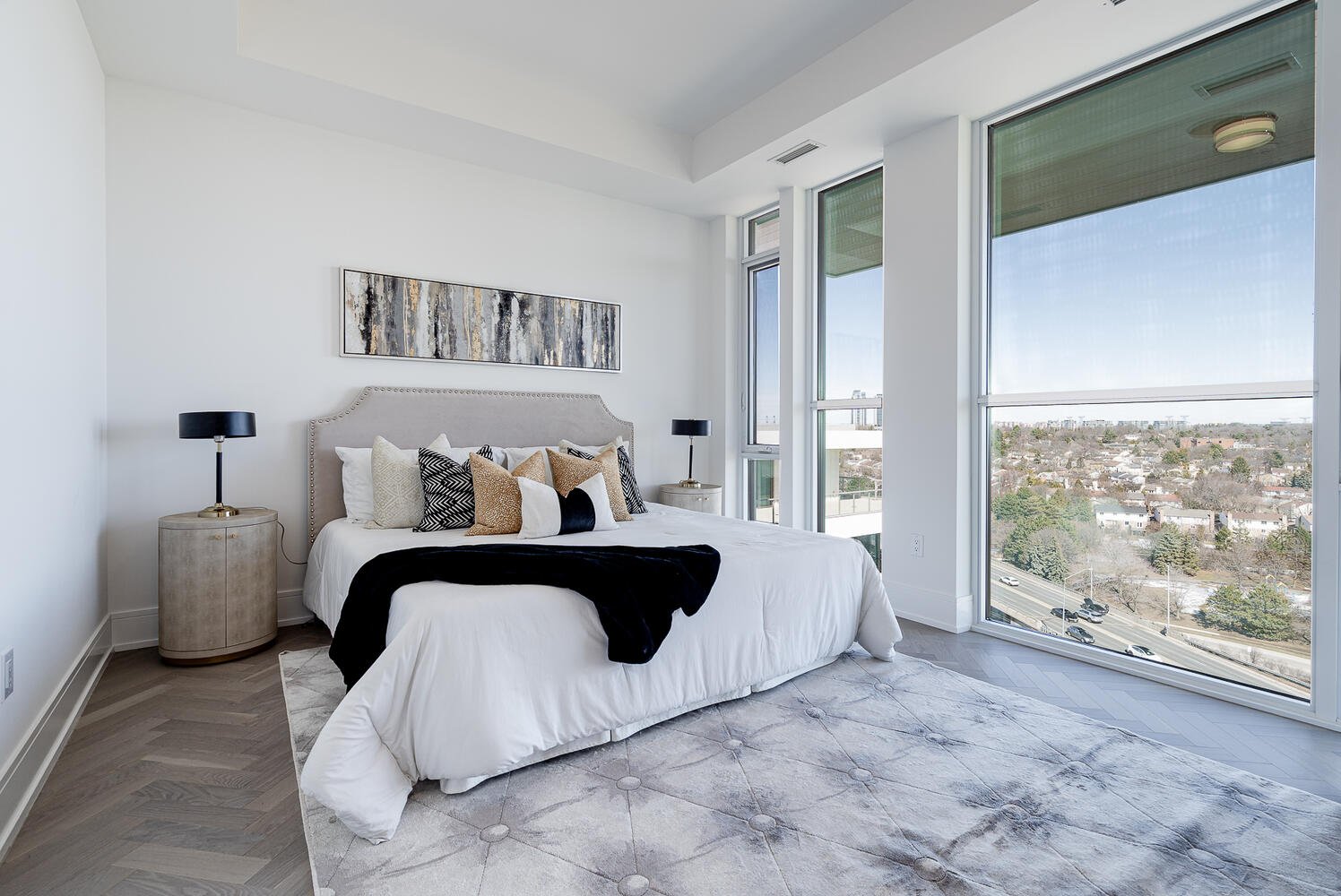  SOLD: Luxury Corner Penthouse 
