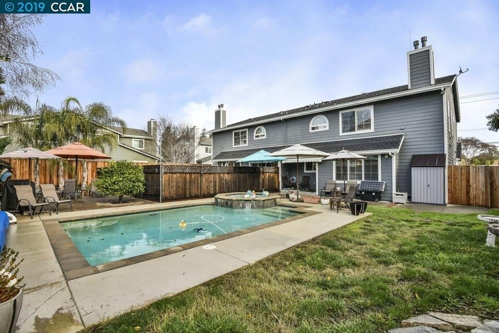 1041 Sheppard Rd 1045