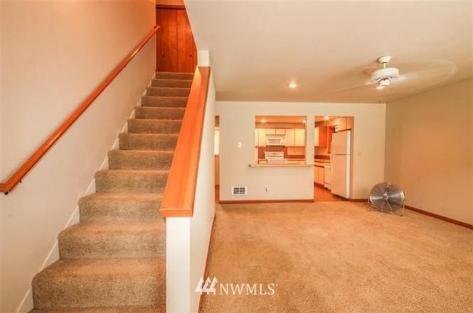 265 Lakefront Dr