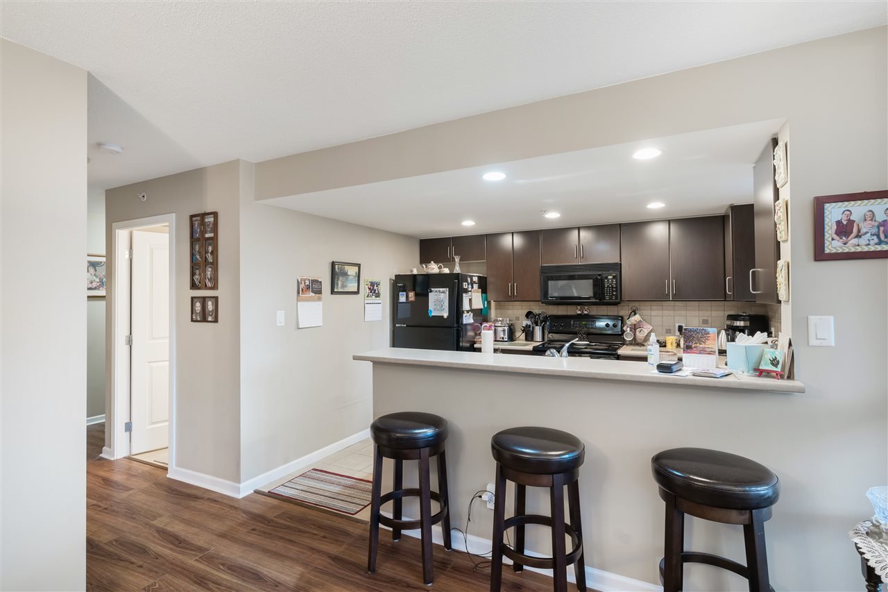 295 Guildford Wy, #201
