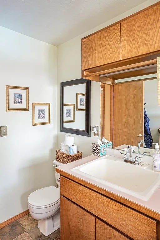 9706 N Ridgecrest Dr