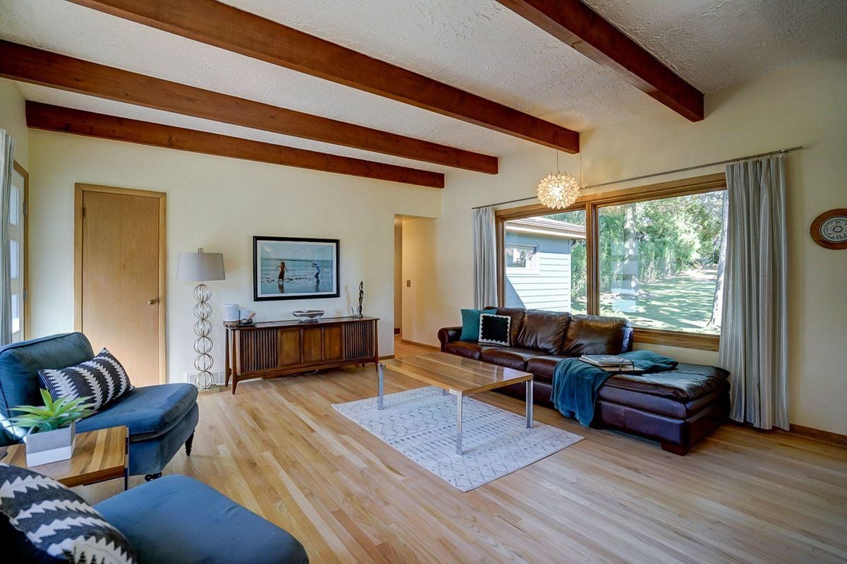 Mid-Century Modern Oasis